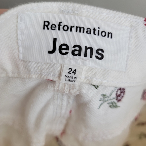 Reformation Cherries Embroidered High Rise Straight Jeans size 24 NWT - Picture 10 of 11